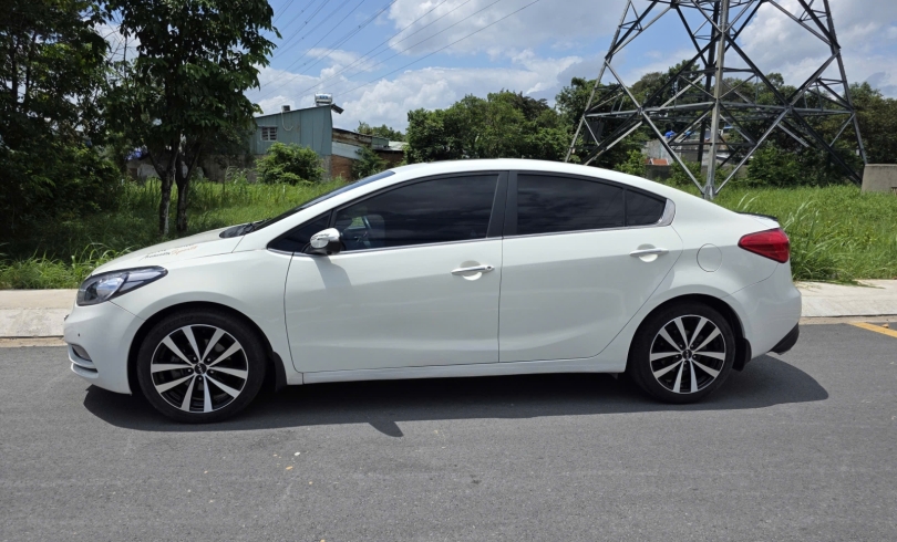 Xe Kia K3 2014  