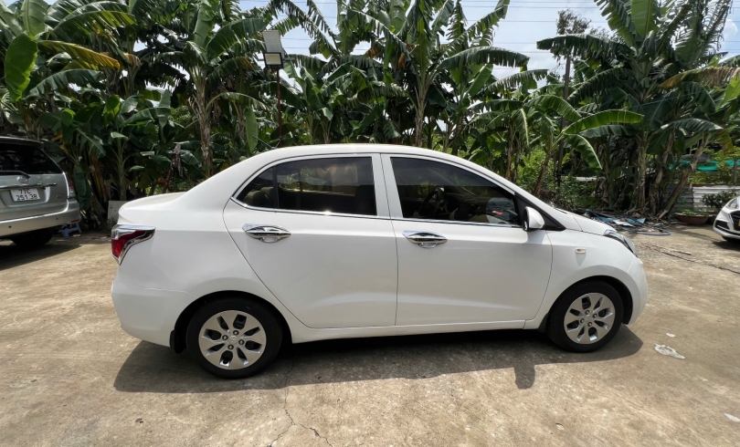 Xe Grand I10 MT Base