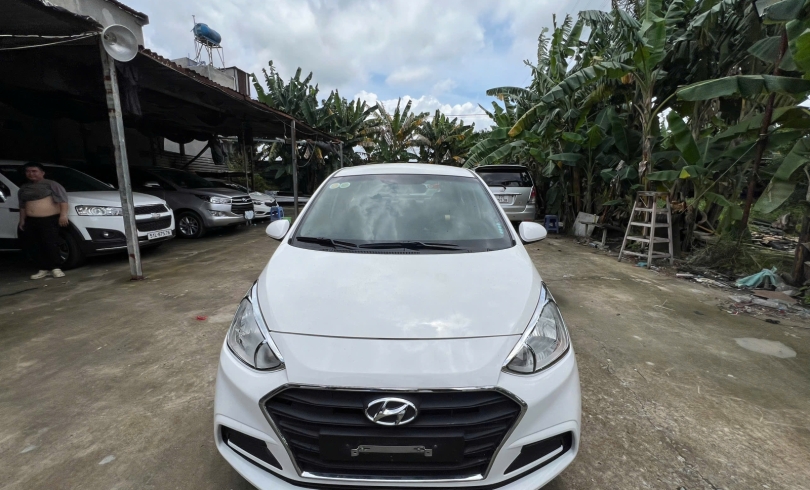 Xe Grand I10 MT Base
