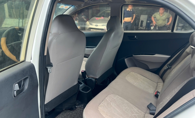 Xe Grand I10 MT Base