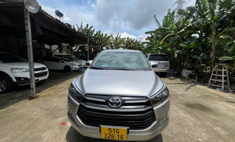 Xe Innova 2017 E